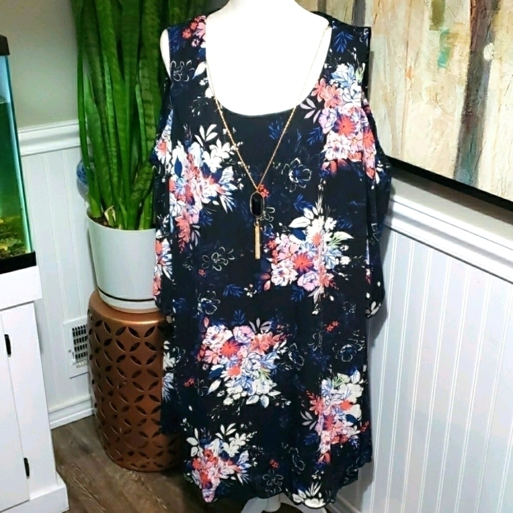 LILY ROSE Floral Cold Shoulder Dress Size …
